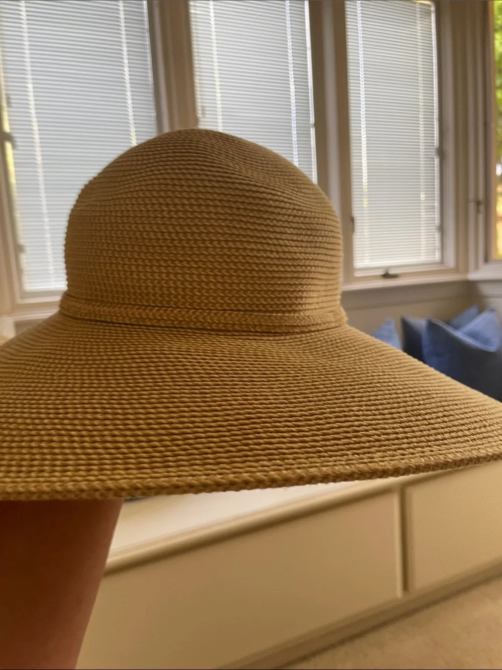 N/A lightweight tan